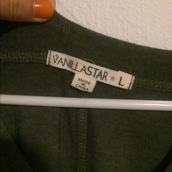 Vanilla Star Sweater - Picture 4 of 4